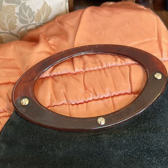 Vintage 60s/70s Walborg black suede leather purse and with brown plastic handle - Picture 8 of 8